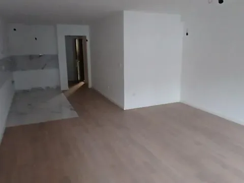 Prodaja, trosoban stan, 76m², Autokomanda, Voždovac Sve Podlokacije - image 5