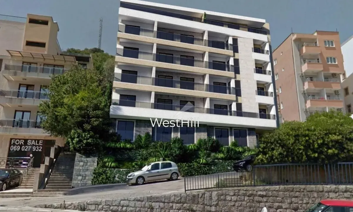 Sale, one bedroom apartment, 40m², Bečići, Budva