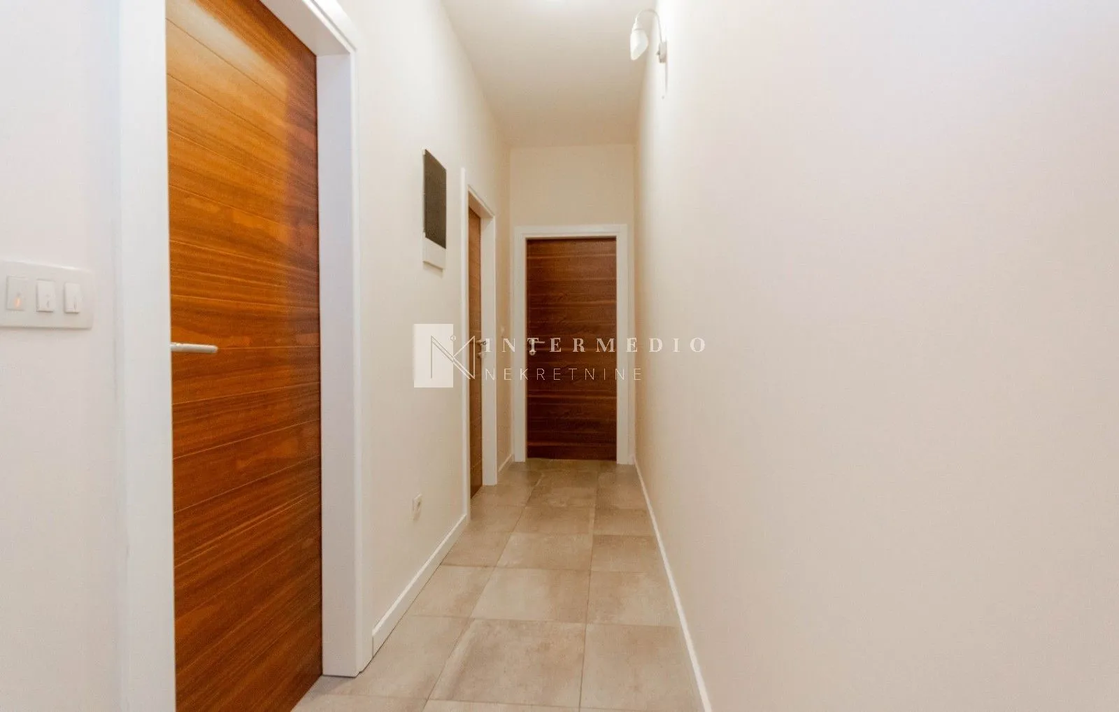Prodaja, dvosoban stan, 89m², Bijela, Herceg Novi