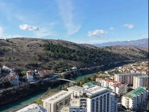 Rent, one bedroom apartment, 46m², City Kej, Podgorica - image 13