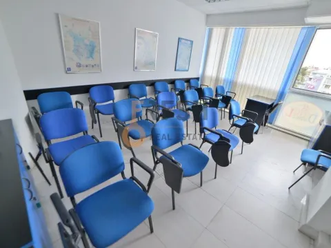 Sale, office space, 104m², Centar, Podgorica - image 10
