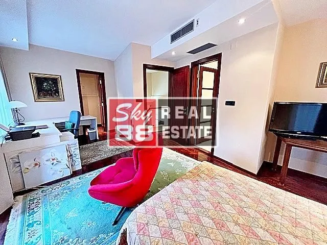 Prodaja, kuća, 371m², Savski Venac, Beograd