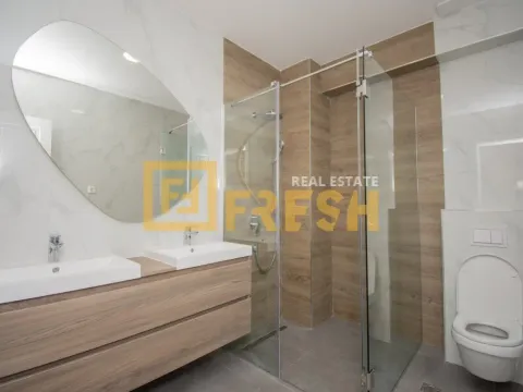 Izdavanje, trosoban stan, 121m², Gorica C, Podgorica - image 23