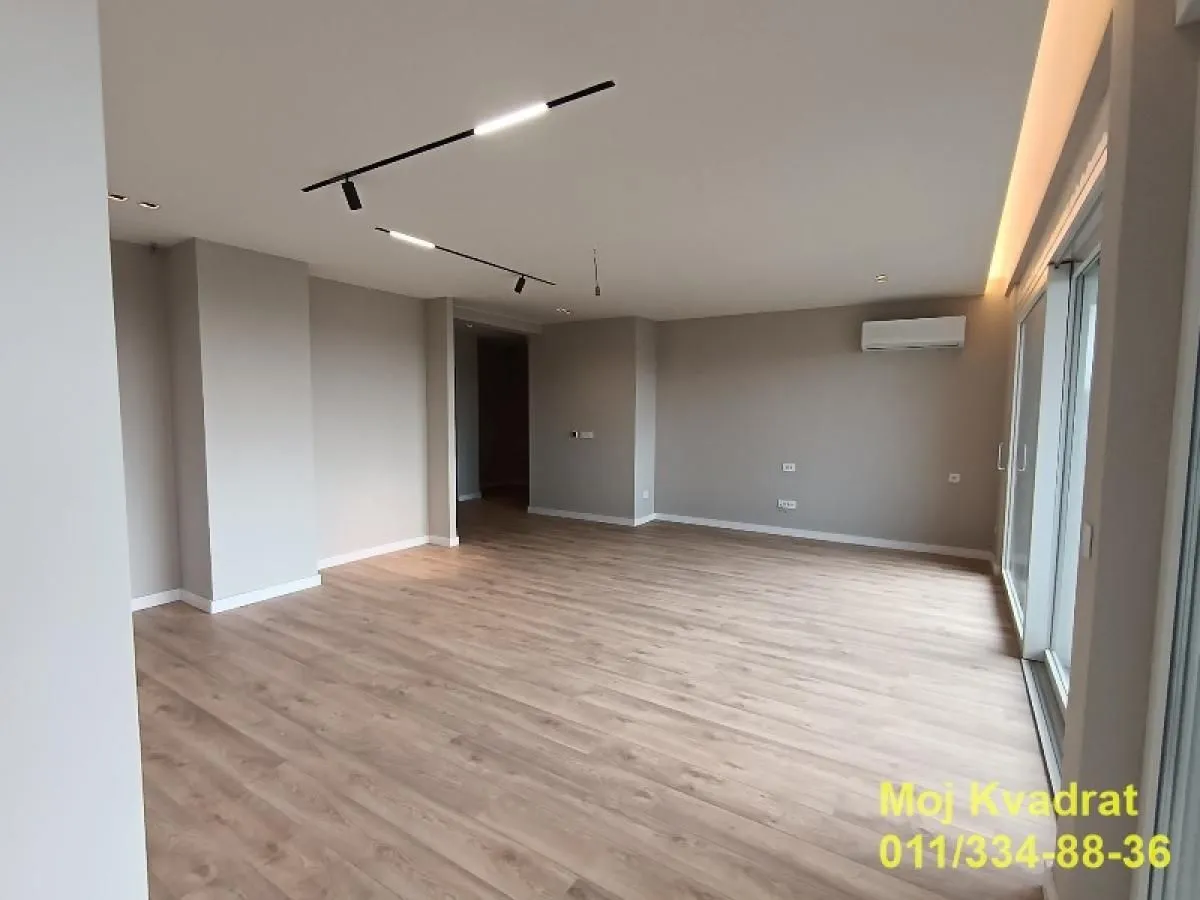 Sale, four bedroom apartment, 168m², Trošarina, Voždovac Sve Podlokacije