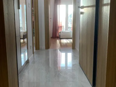 Rent, one bedroom apartment, 47m², City Kvart, Podgorica - image 12