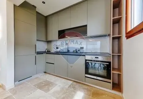 Izdavanje, stan, 86m², Centar, Bar - image 2