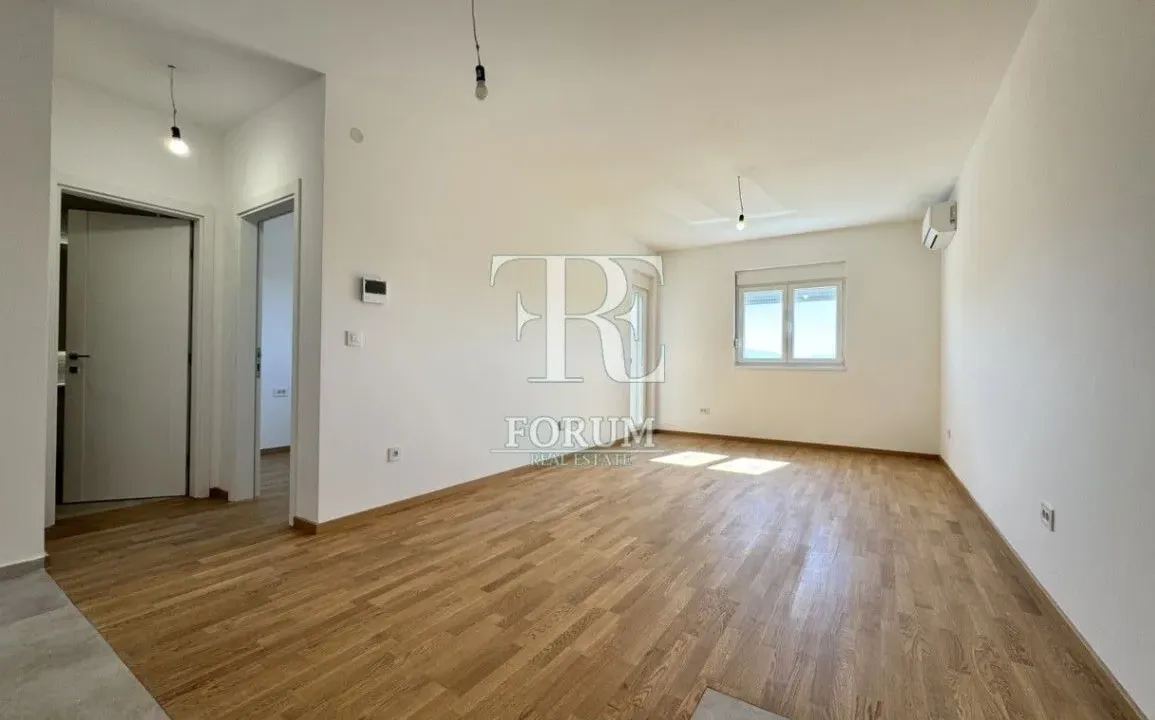 Rent, one bedroom apartment, 46m², Stari Aerodrom, Podgorica