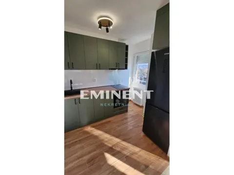 Izdavanje, trosoban stan, 69m², Novi Beograd Sve Podlokacije, Beograd - image 3