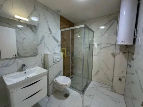 Prodaja, jednosoban stan, 58m², City Kej, Podgorica - image 9