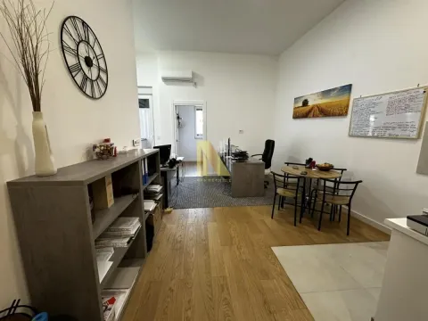 Rent, one bedroom apartment, 37m², Grbavica, Novi Sad Sve Podlokacije - image 7