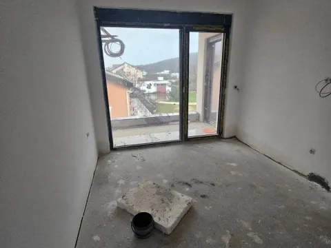 Prodaja, jednosoban stan, 51m², Radanovići, Kotor - image 1