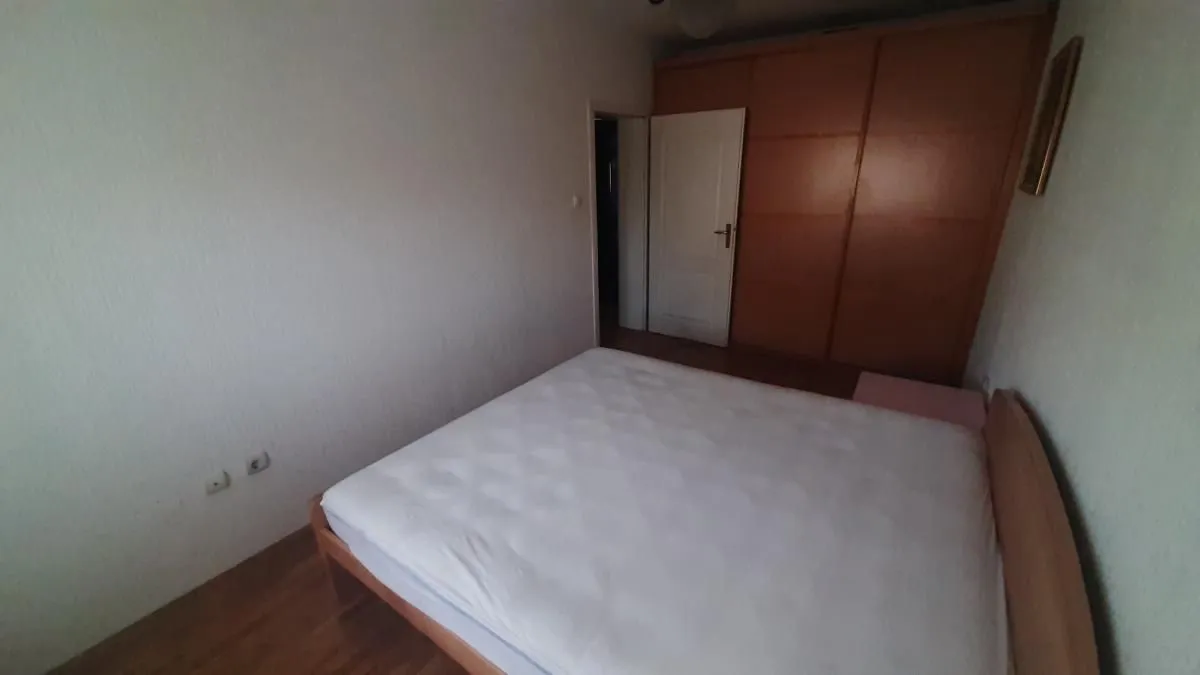 Prodaja, dvosoban stan, 48m², Centar, Novi Sad
