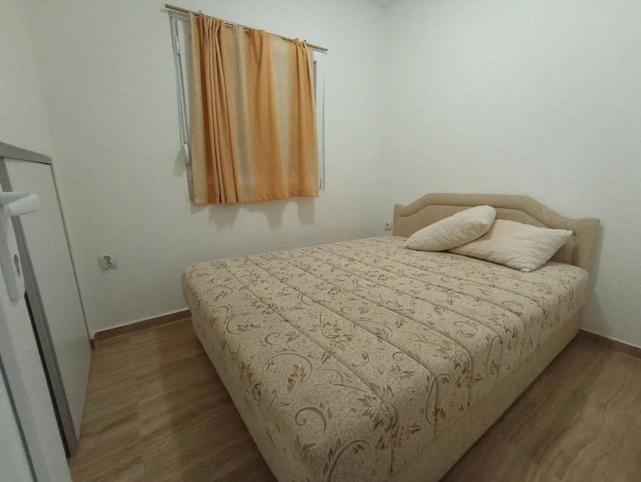 Daily-rent, one bedroom apartment, 30m², Šušanj, Bar