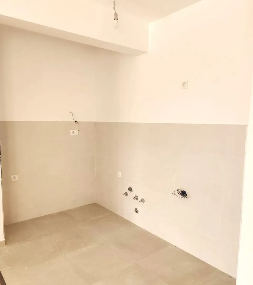 Sale, one bedroom apartment, 41m², Podkošljun, Budva