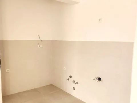 Prodaja, jednosoban stan, 41m², Podkošljun, Budva - image 5