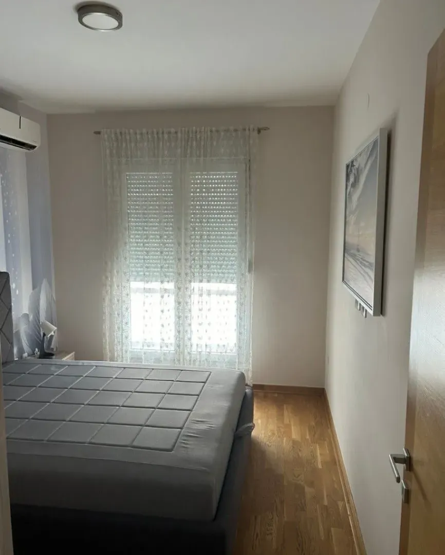 Izdavanje, dvosoban stan, 64m², City Kvart, Podgorica