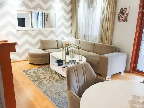 Izdavanje, dvosoban stan, 64m², Pobrežje, Podgorica - image 2