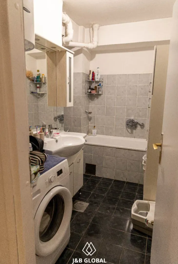 Prodaja, trosoban stan, 120m², Blok 7, Podgorica