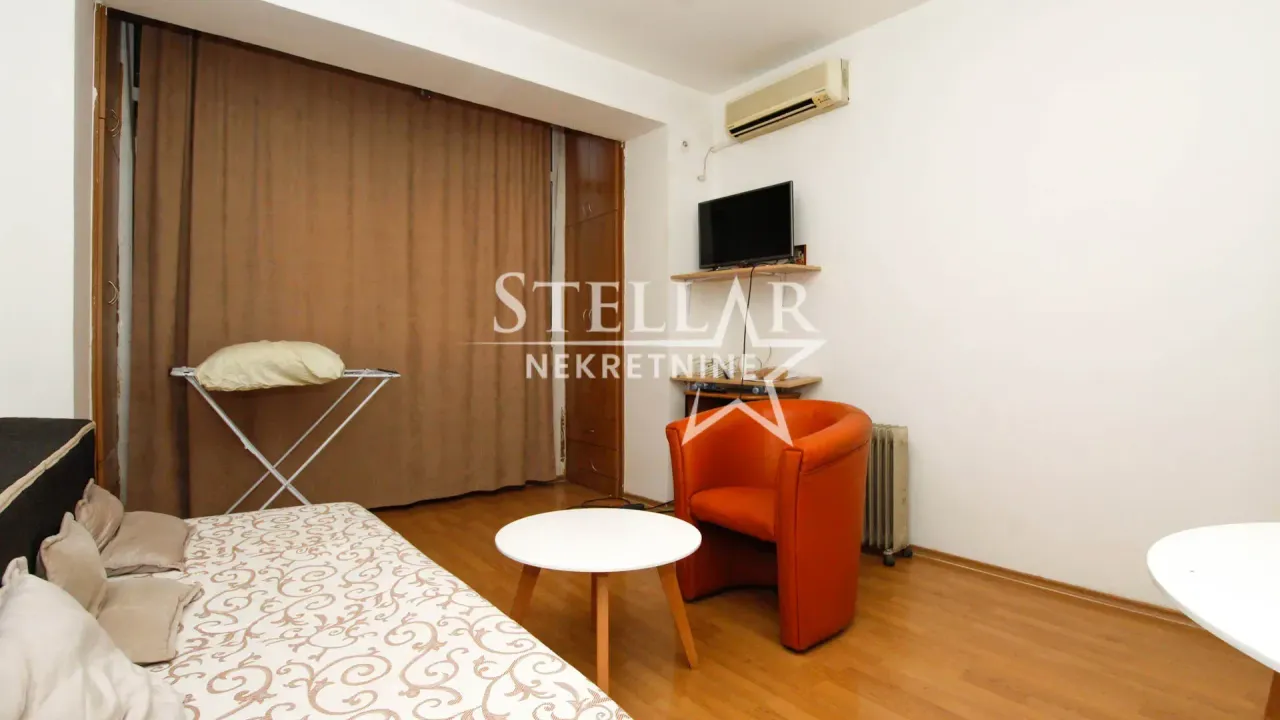 Rent, studio apartment, 30m², Centar, Podgorica