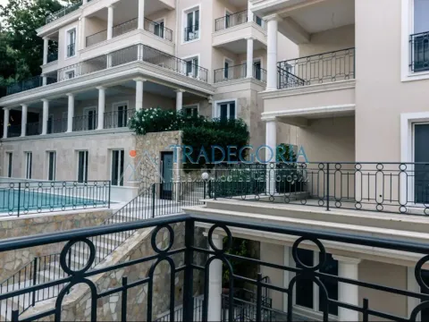 Prodaja, dvosoban stan, 151m², Đenovići, Herceg Novi - image 4