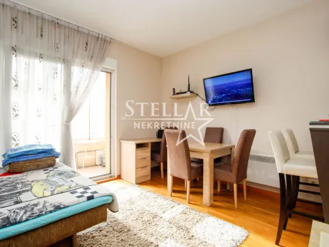 Izdavanje, garsonjera, 30m², City Kvart, Podgorica - image 3