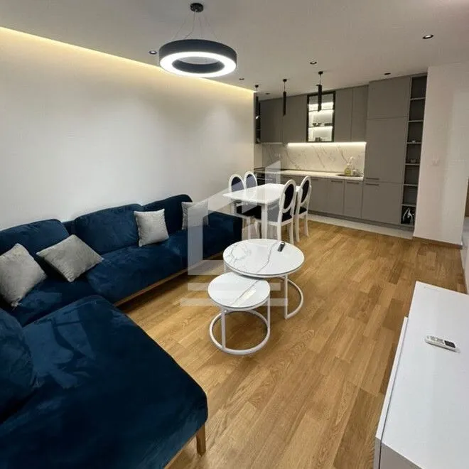 Izdavanje, dvosoban stan, 53m², City Kvart, Podgorica