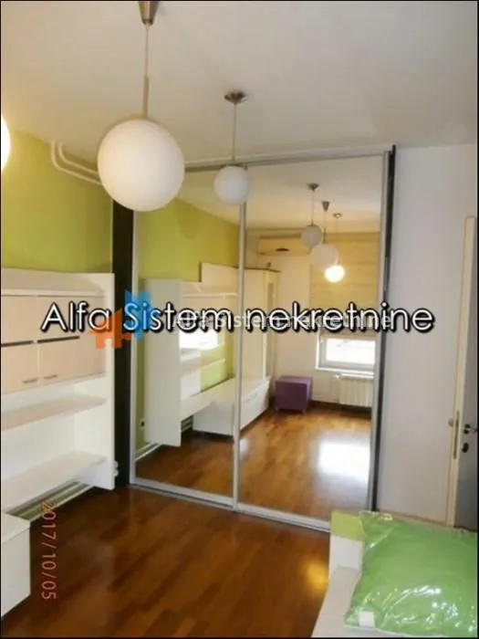 Rent, four bedroom apartment, 120m², Vračar Centar, Vračar Sve Podlokacije