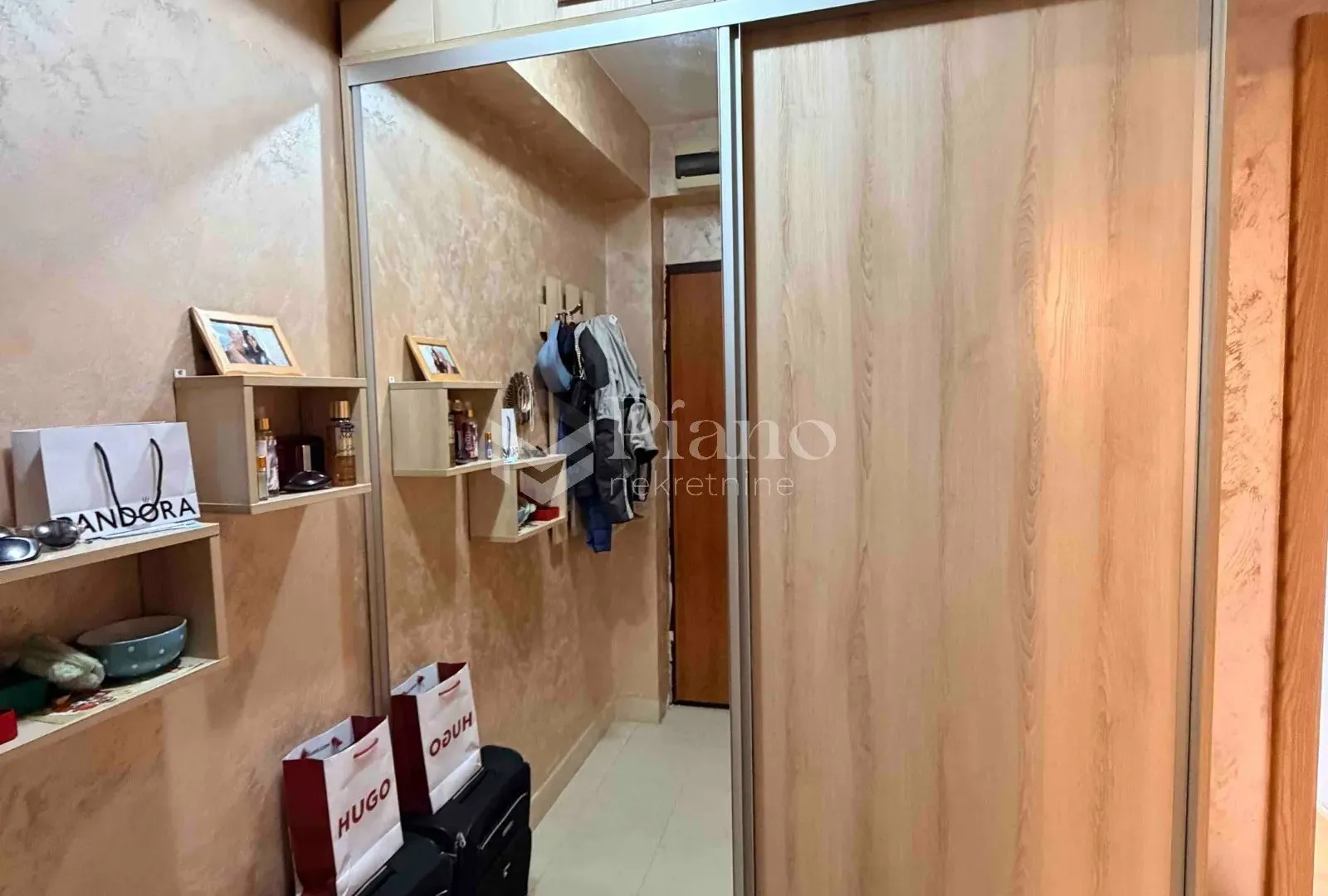 Rent, one bedroom apartment, 45m², Preko Morače, Podgorica