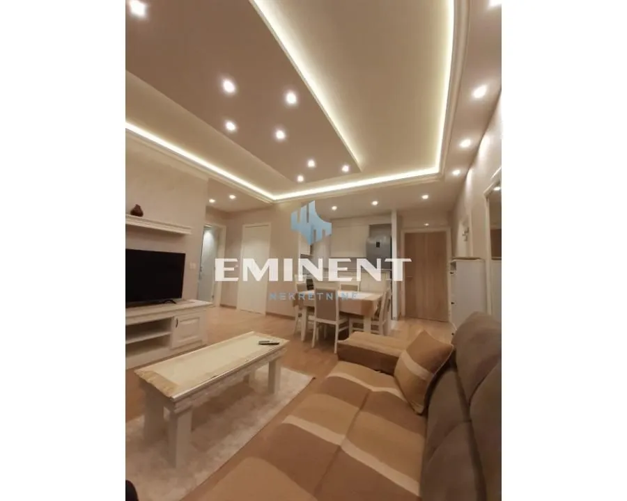 Rent, two bedroom apartment, 55m², Savski Venac, Beograd