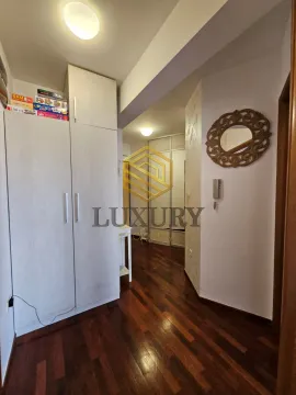 Prodaja, dvosoban stan, 52m², Stari Aerodrom, Podgorica - image 15