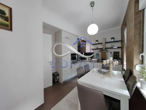 Izdavanje, trosoban stan, 100m², Novi Sad Sve Podlokacije, Novi Sad - image 9