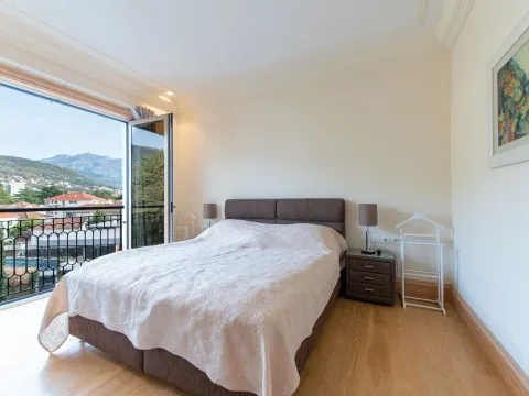 Prodaja, jednosoban stan, 77m², Porto Montenegro, Tivat - image 8