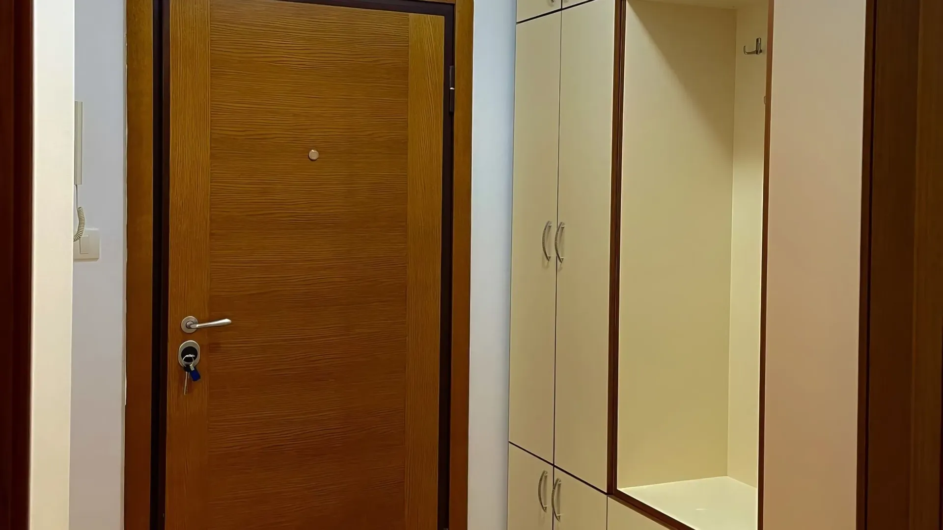 Izdavanje, jednosoban stan, 65m², Rozino, Budva