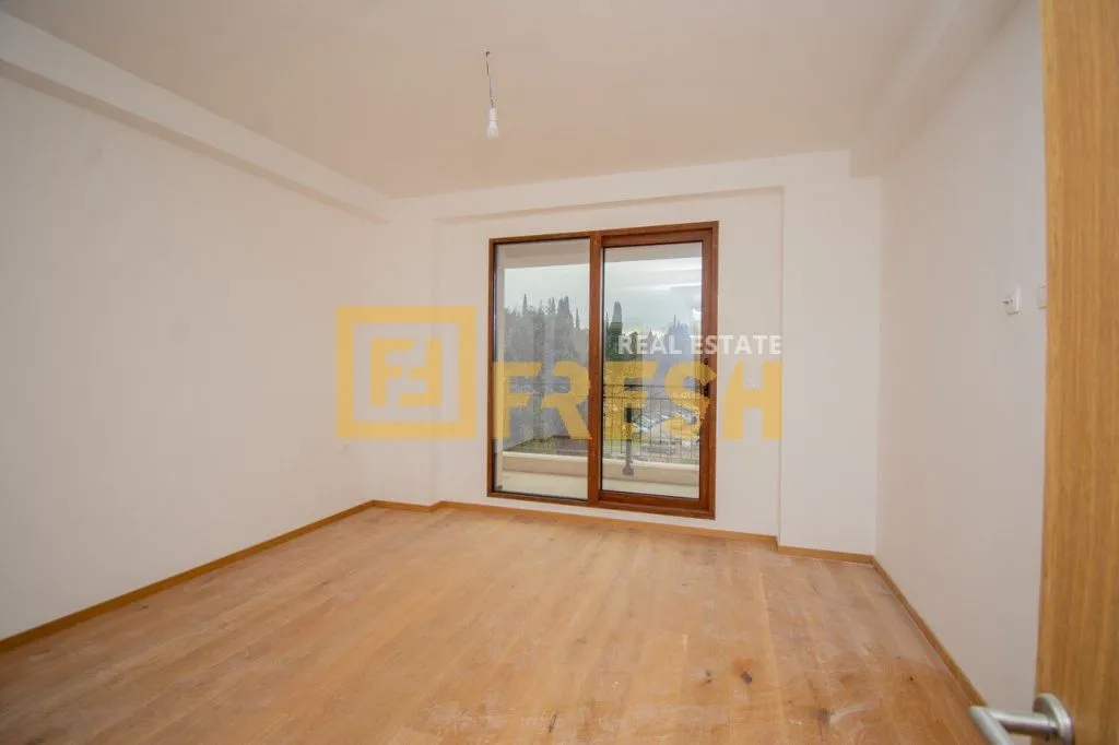 Rent, four bedroom apartment, 150m², Centar, Podgorica