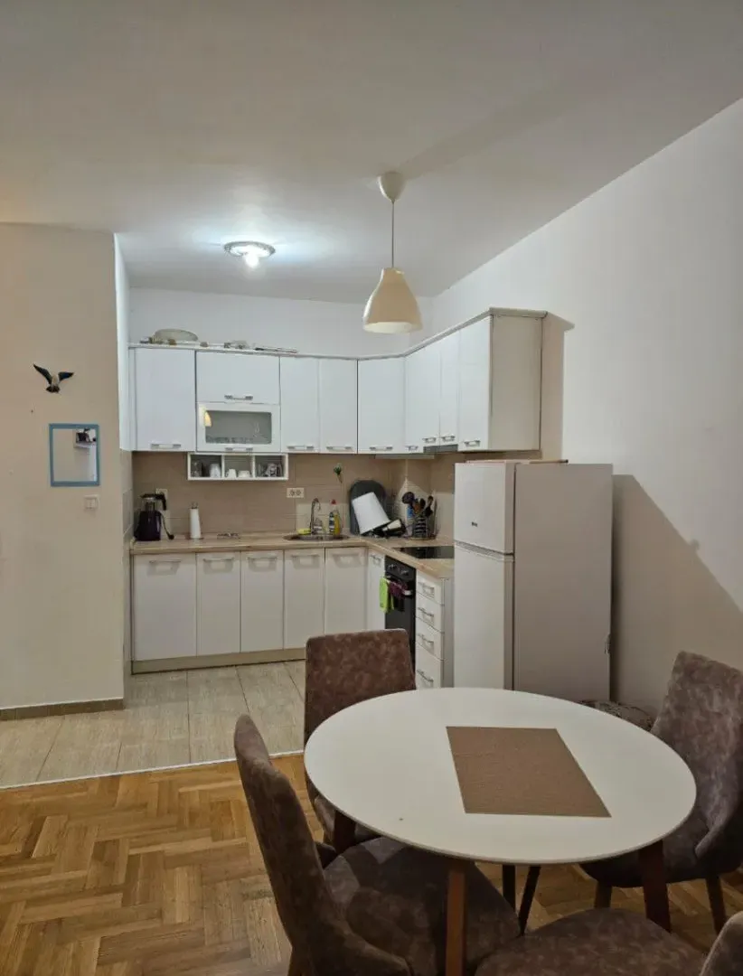 Prodaja, jednosoban stan, 44m², Maslinjak, Budva