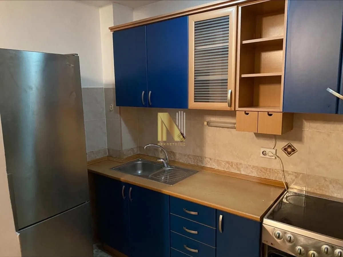 Prodaja, četvorosoban stan, 104m², Bulevar Evrope, Novi Sad Sve Podlokacije