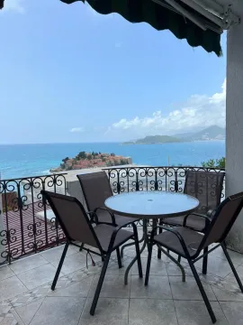 Stan in Sveti Stefan