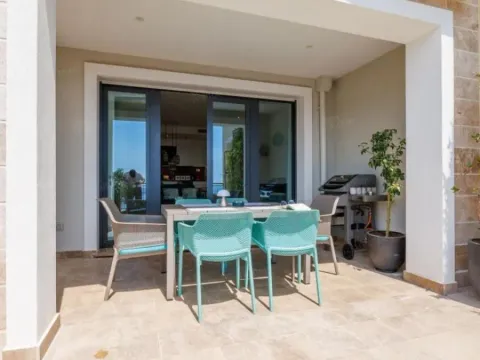 Sale, one bedroom apartment, 103m², Luštica Bay, Tivat - image 17