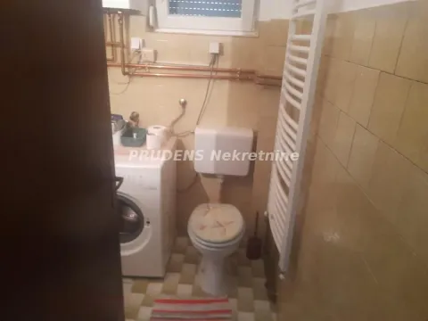 Prodaja, kuća, 220m², Bečmen, Surčin - image 11