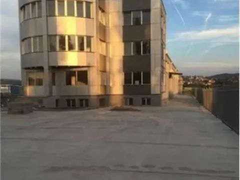 Rent, office space, 2000m², Leštane, Grocka
