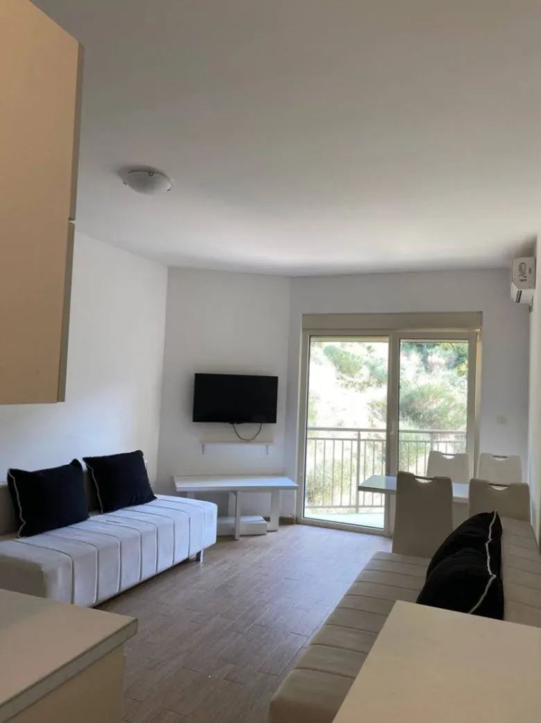 Sale, studio apartment, 25m², Rafailovići, Budva