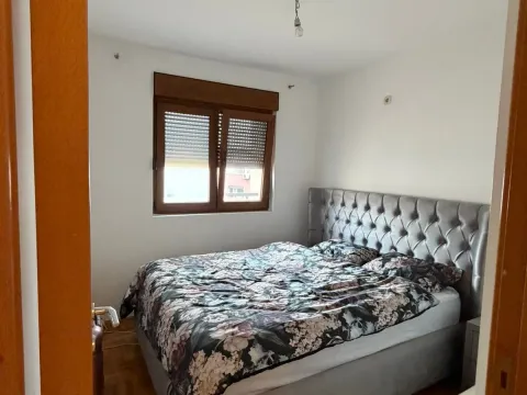 Prodaja, jednosoban stan, 39m², Stari Aerodrom, Podgorica - image 2