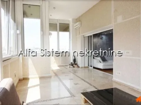 Izdavanje, četvorosoban stan, 140m², Đeram Pijaca, Beograd - image 16