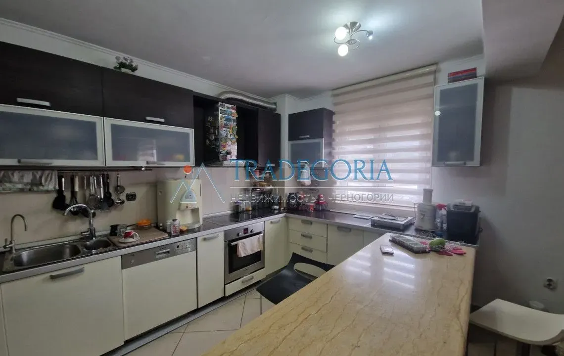Prodaja, ugostiteljski objekat, 177m², Sutomore, Bar