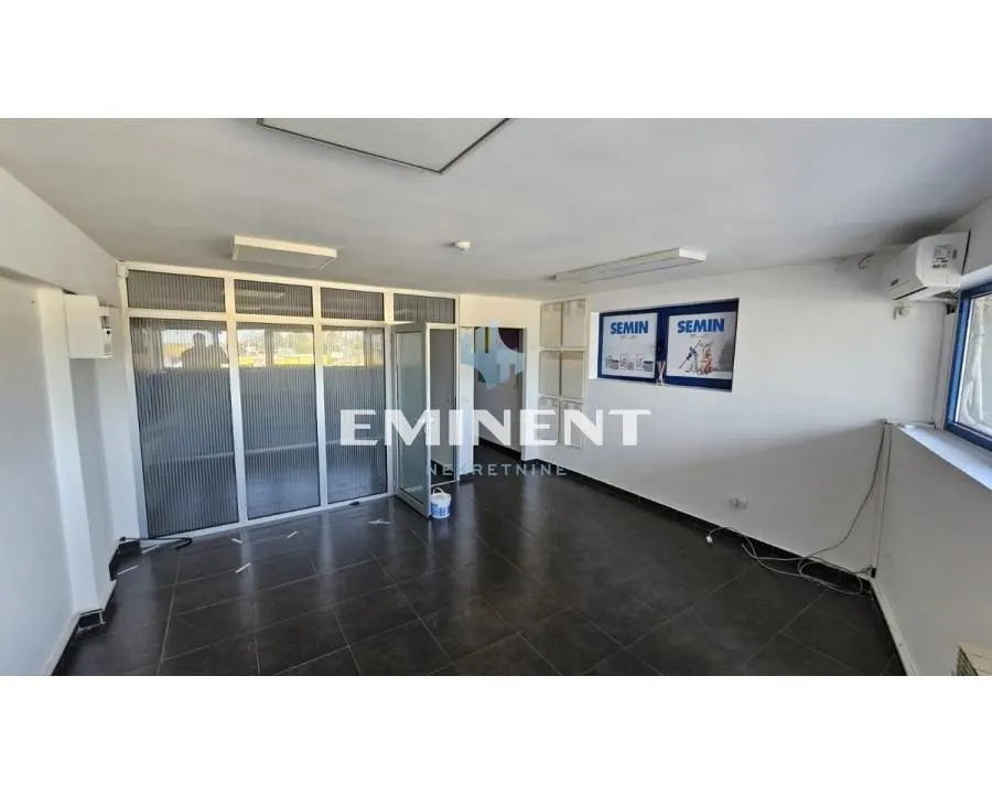 Rent, office space, 110m², Zemun Sve Podlokacije, Beograd