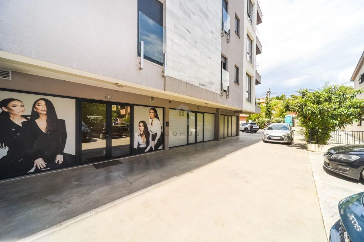 Rent, office space, 48m², Centar, Podgorica