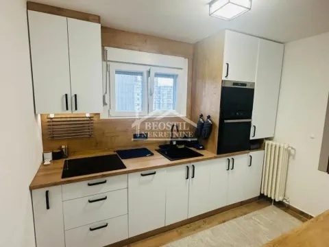 Prodaja, trosoban stan, 70m², Novi Beograd Blok 61, Novi Beograd Sve Podlokacije - image 3