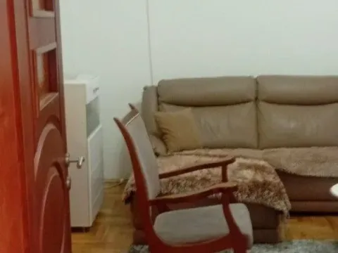 Izdavanje, kuća, 75m², Zlatica, Podgorica - image 12