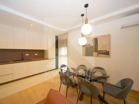 Izdavanje, trosoban stan, 104m², City Kvart, Podgorica - image 5