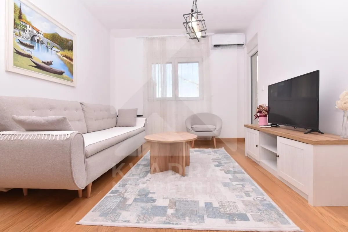Izdavanje, jednosoban stan, 48m², New City, Podgorica